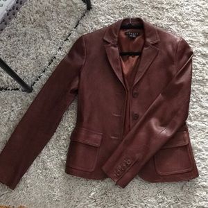 Theory | 100% leather jacket. Brown. Size 4.